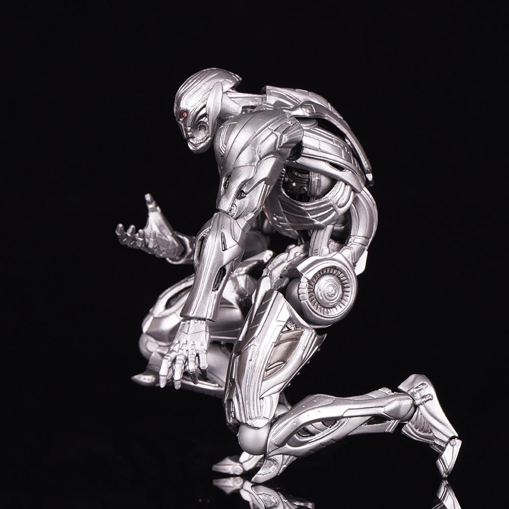 Figura de Anime do Super Vilão - Model Kit Ultron avaliação e preço