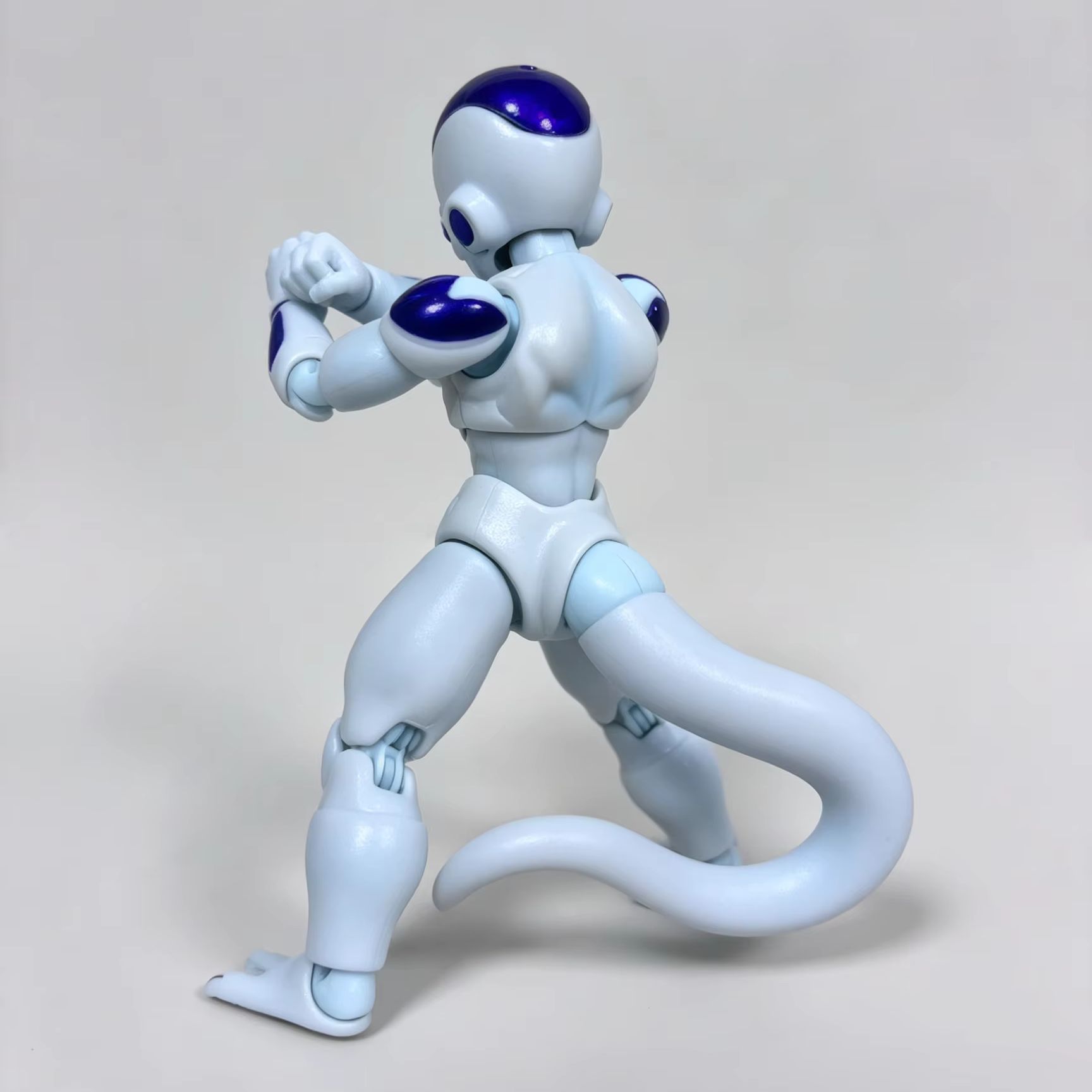 Figura de Ação Bandai SHF Drag - Model Kit Frieza avaliação e preço
